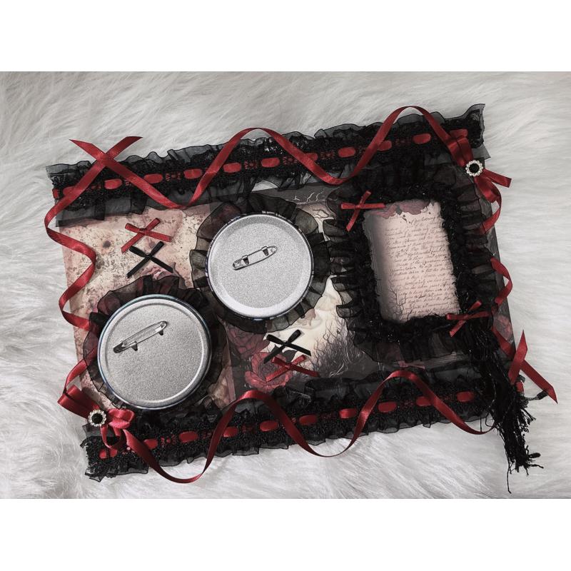 Gothic Black Red Card Holder I - Organza Ribbon Spool ulasan dan harga